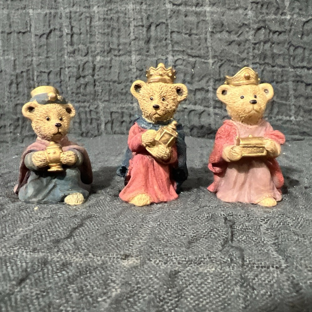 C Cory Resin little Bear Nativity 3 Kings